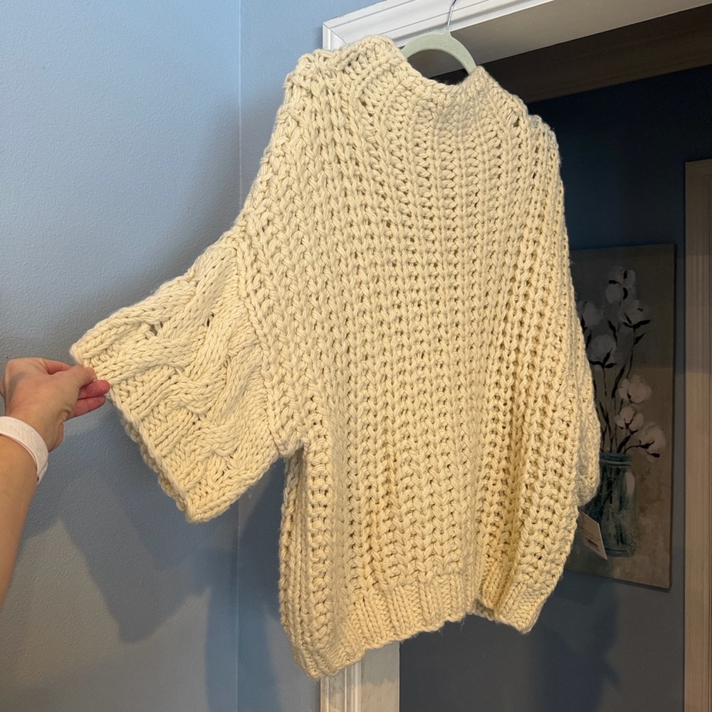 POL Cream Sweater, Small - Picture 3 of 4